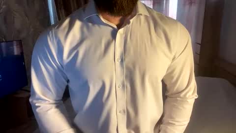Snapshot of muscularjuggler chatting on April 7, 2:01 am muscularjuggler online show from April 7, 2:01 am