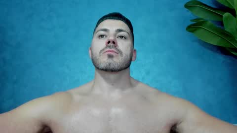 muscularmaster onlyfans online show from November 2, 9:50 pm