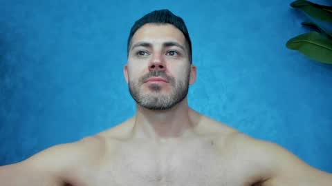 muscularmaster onlyfans online show from April 14, 10:16 pm