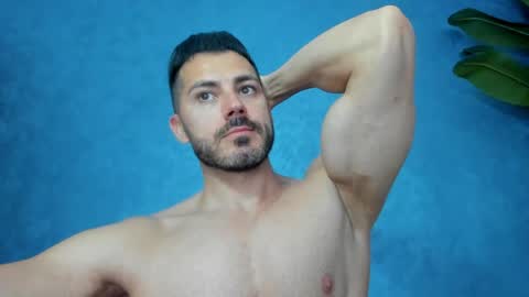 Snapshot of muscularmaster chatting on May 13, 9:39 am muscularmaster onlyfans online show from May 13, 9:39 am