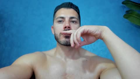 Snapshot of muscularmaster chatting on May 13, 9:55 pm muscularmaster onlyfans online show from May 13, 9:55 pm