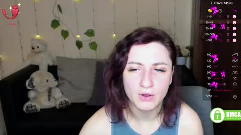 Snapshot of muse_kitty_jenia chatting on February 11, 9:56 pm Jenya online show from February 11, 9:56 pm