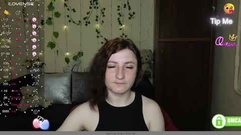 Snapshot of muse_kitty_jenia chatting on May 23, 5:50 pm Jenya online show from May 23, 5:50 pm