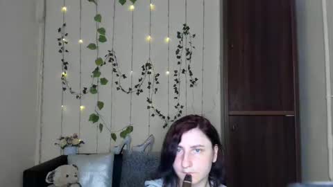 Snapshot of muse_kity_jeneva chatting on April 18, 6:01 pm Jeneva online show from April 18, 6:01 pm
