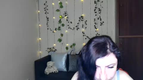 Snapshot of muse_kity_jeneva chatting on June 5, 6:35 pm Jeneva online show from June 5, 6:35 pm