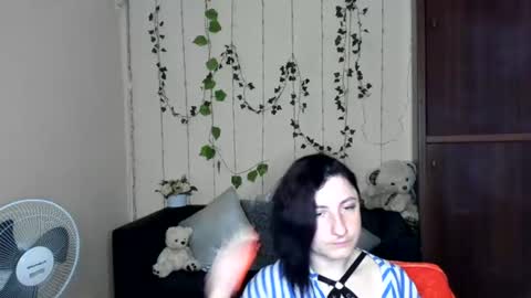 Snapshot of muse_kity_jeneva chatting on June 18, 9:14 am Jeneva online show from June 18, 9:14 am