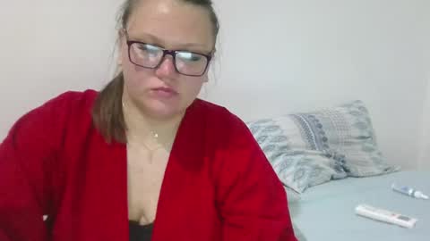 musechic_wild online show from April 10, 11:42 pm