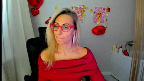 Diana online show from February 11, 11:37 am