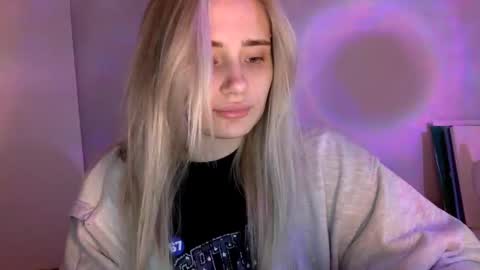 musescorner online show from April 11, 6:23 pm