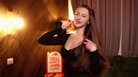 Snapshot of musesolis chatting on February 13, 8:24 pm MuseSolis online show from February 13, 8:24 pm