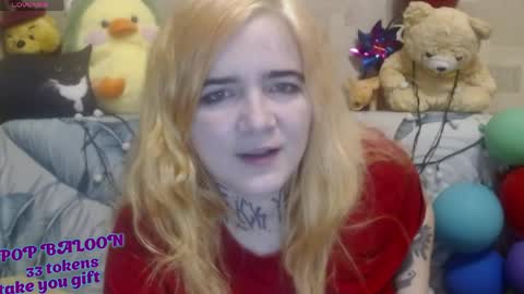 Snapshot of mustardgirl chatting on April 3, 10:52 pm ZZ TOP online show from April 3, 10:52 pm