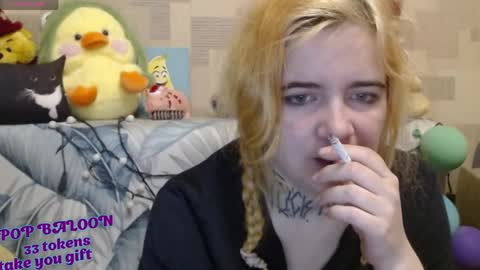 Snapshot of mustardgirl chatting on May 2, 10:48 pm ZZ TOP online show from May 2, 10:48 pm