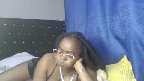 Snapshot of mwana69 chatting on May 29, 3:59 am mwana69 online show from May 29, 3:59 am