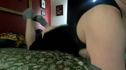 Snapshot of mxscary chatting on February 5, 6:04 pm mxscary online show from February 5, 6:04 pm