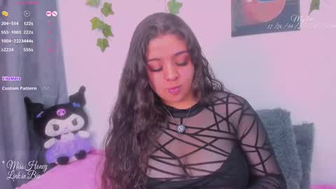 Snapshot of mxsshoney chatting on April 23, 2:02 am Sara IG online show from April 23, 2:02 am