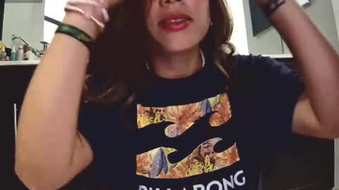 miss beauty coming 96 2300 online show from December 2, 3:34 am