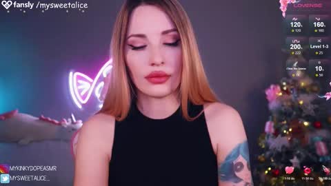 Snapshot of my__sweet__alice chatting on November 16, 5:18 pm mysweetalice online show from November 16, 5:18 pm