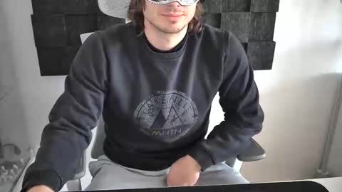 my_lovely_body online show from February 6, 9:45 am