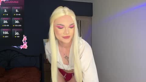 Sandra Muse online show from March 11, 10:40 am