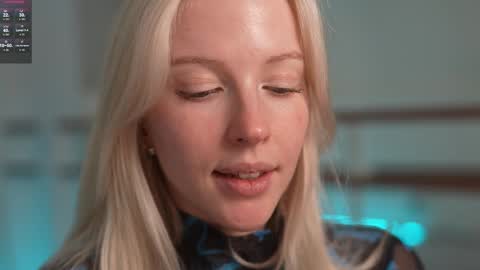 STELLA  Im here today online show from December 8, 7:22 pm