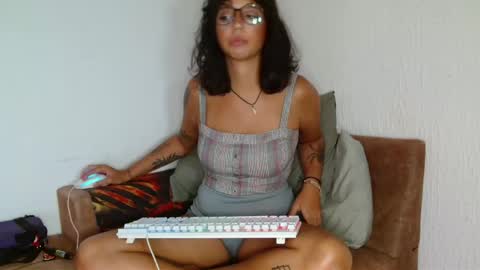 myamillor online show from March 24, 9:20 pm