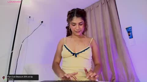 Snapshot of mycaliope chatting on February 16, 4:20 am Caliope online show from February 16, 4:20 am