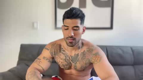 Snapshot of myke_esthetic chatting on January 15, 9:30 pm Myke esthetic online show from January 15, 9:30 pm