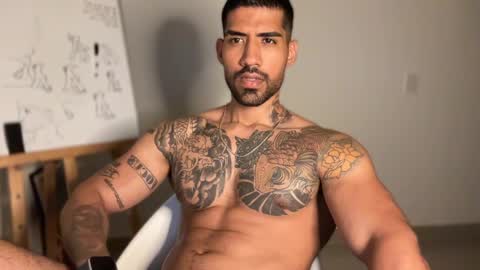 Snapshot of myke_esthetic chatting on February 12, 3:29 am Myke esthetic online show from February 12, 3:29 am