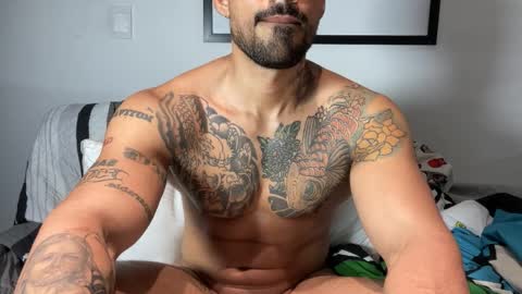 Snapshot of myke_esthetic chatting on September 15, 7:08 am Myke esthetic online show from September 15, 7:08 am