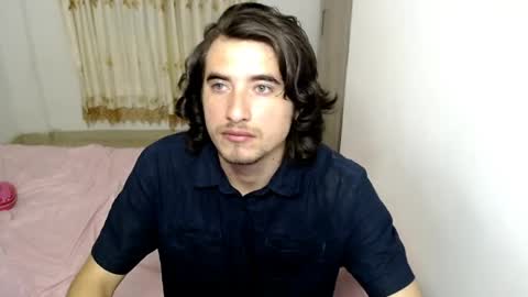 Snapshot of myke_xxx chatting on May 3, 2:17 am mike online show from May 3, 2:17 am