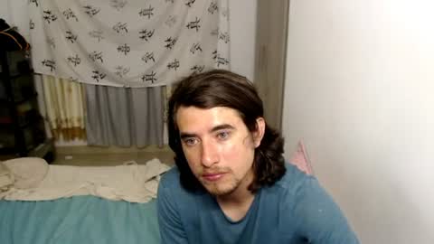 Snapshot of myke_xxx chatting on June 25, 2:00 am mike online show from June 25, 2:00 am