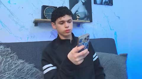 Mykel   online show from March 26, 10:32 am