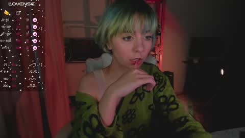 Snapshot of mylaweb chatting on April 29, 1:10 am MylaFlores online show from April 29, 1:10 am