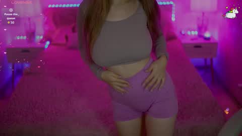 mylolasky online show from October 11, 10:47 am