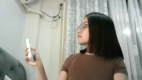 Lucie  online show from January 3, 1:14 pm