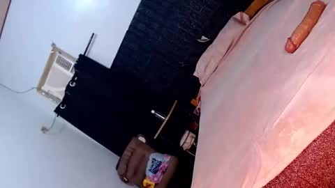 Snapshot of mylovingsofia chatting on October 30, 5:24 pm GODDESS SOFIA take me private show or passwordshow i cum to you online show from October 30, 5:24 pm