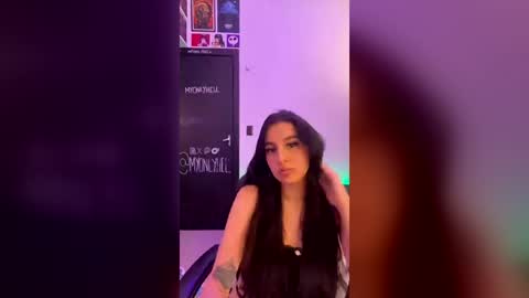 Snapshot of myonlyhell chatting on June 12, 11:25 pm myonlyhell online show from June 12, 11:25 pm