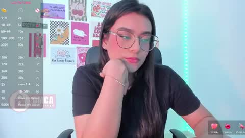 Snapshot of mypretty_isabella chatting on June 23, 1:36 am Bella online show from June 23, 1:36 am