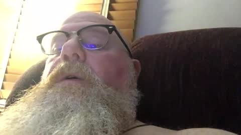 Snapshot of myqueen76myqueen76 chatting on February 9, 3:43 am myqueen76myqueen76 online show from February 9, 3:43 am