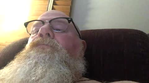 Snapshot of myqueen76myqueen76 chatting on February 15, 4:09 am myqueen76myqueen76 online show from February 15, 4:09 am