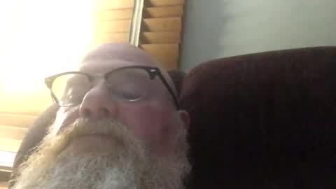 Snapshot of myqueen76myqueen76 chatting on April 26, 2:53 am myqueen76myqueen76 online show from April 26, 2:53 am