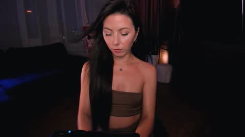 Maria  online show from November 7, 12:10 am