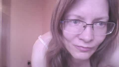 Snapshot of mysterious_blondy chatting on May 31, 3:26 am mysterious_blondy online show from May 31, 3:26 am