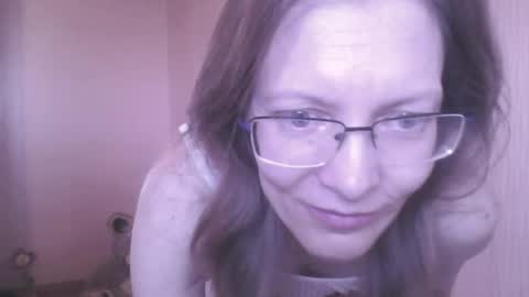 Snapshot of mysterious_blondy chatting on June 4, 7:36 am mysterious_blondy online show from June 4, 7:36 am