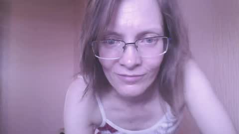 Snapshot of mysterious_blondy chatting on June 7, 6:28 am mysterious_blondy online show from June 7, 6:28 am