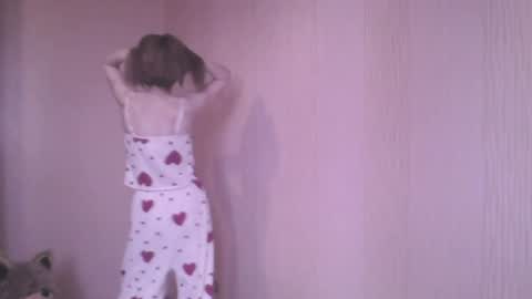 Snapshot of mysterious_blondy chatting on June 11, 11:19 am mysterious_blondy online show from June 11, 11:19 am
