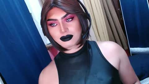 SUPPORT GODDESS TRISHA  AND DONT FORGET TO FOLLOW ME online show from April 11, 6:34 pm