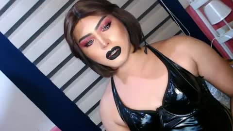 Snapshot of mysterious_diva chatting on July 13, 2:20 pm SUPPORT GODDESS TRISHA AND DONT FORGET TO FOLLOW ME online show from July 13, 2:20 pm