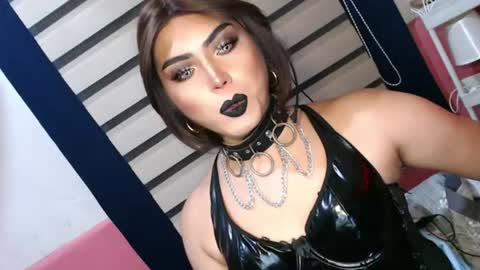 Snapshot of mysterious_diva chatting on July 21, 2:30 pm SUPPORT GODDESS TRISHA AND DONT FORGET TO FOLLOW ME online show from July 21, 2:30 pm