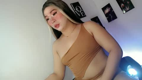 Snapshot of mysterious_kim chatting on July 6, 2:19 am kimmy online show from July 6, 2:19 am